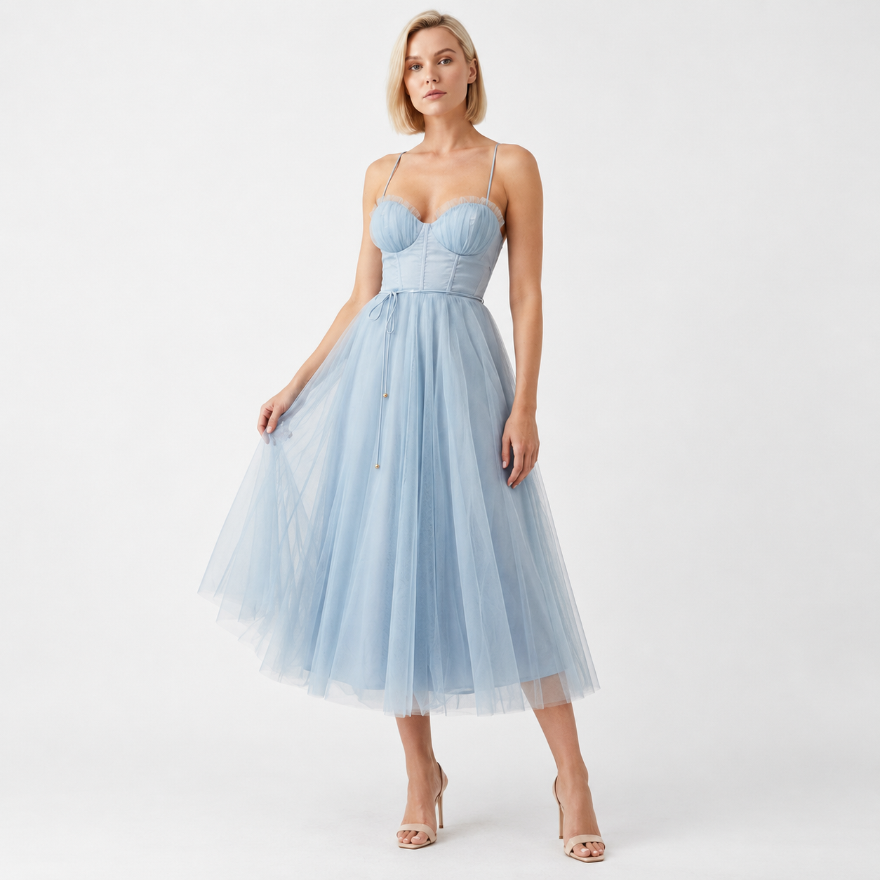 Gorsetowa sukienka z tiulu na ramiączkach elegancka wieczorowa
